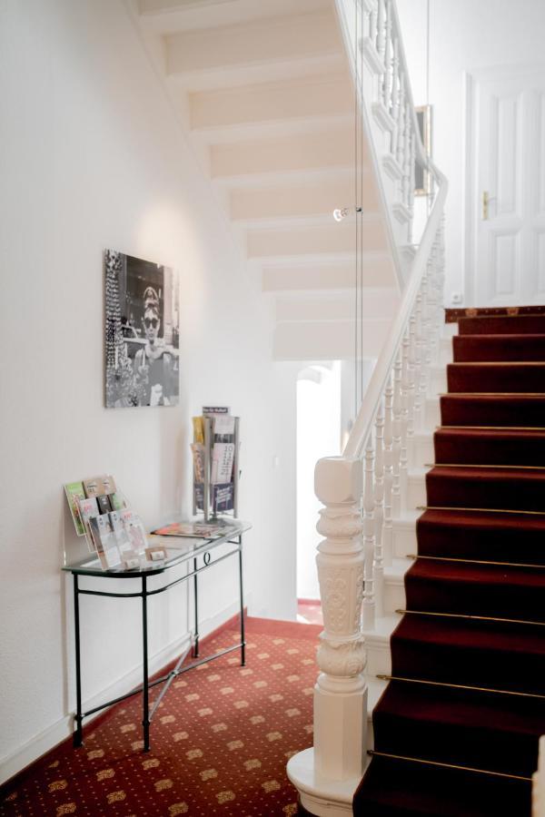 Boutique Hotel Villa Oberkassel Dusseldorf Bagian luar foto
