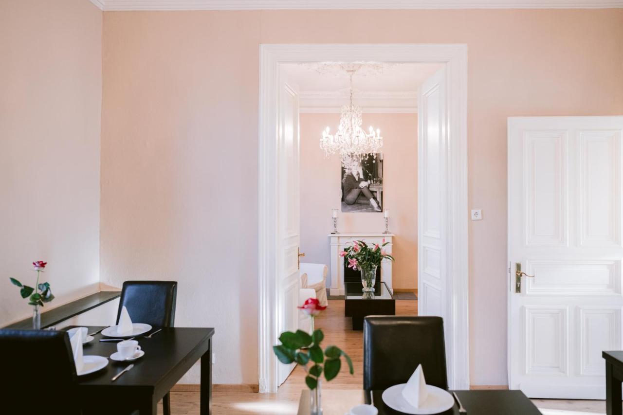 Boutique Hotel Villa Oberkassel Dusseldorf Bagian luar foto