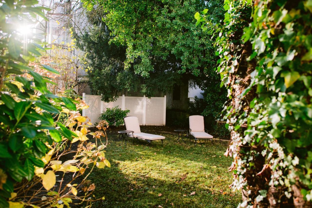 Boutique Hotel Villa Oberkassel Dusseldorf Bagian luar foto