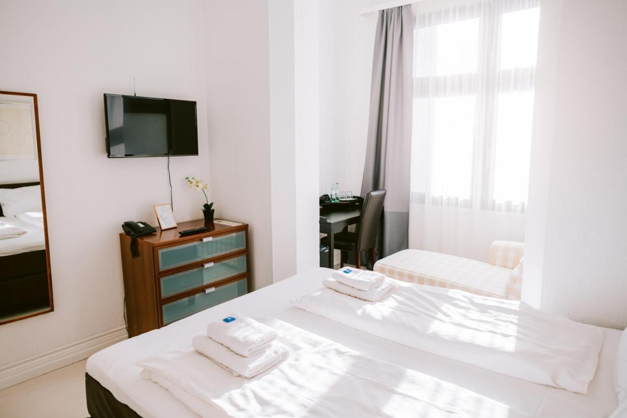 Boutique Hotel Villa Oberkassel Dusseldorf Bagian luar foto